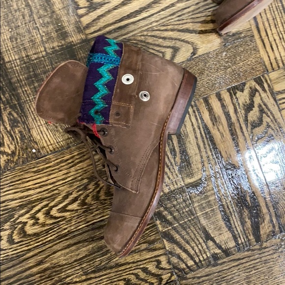 Beautiful Nawal Guatemalan boots - Picture 3 of 4